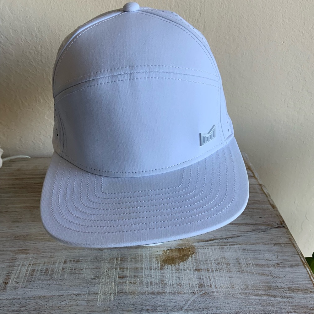 MELIN HYDRO TRENCHES ICON HAT